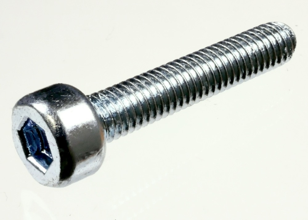 M 3 x 8