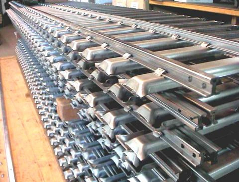Liefer-Hinweis: Stand 03/2025